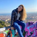 Daniela esteves C.