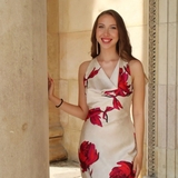 Sara T.