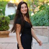 Elena R.